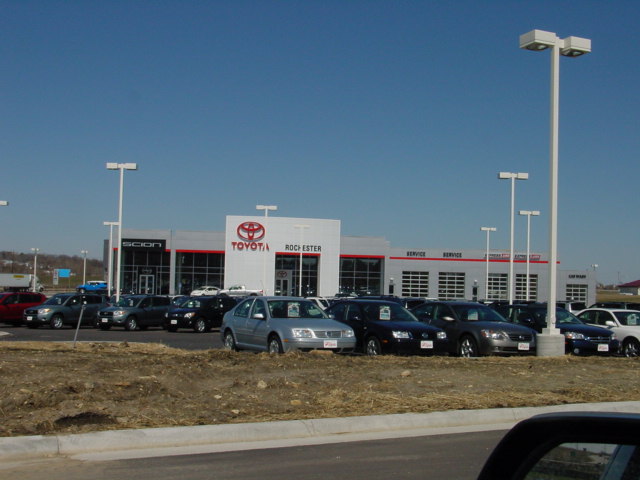 Full Dealership 1 22047.JPG