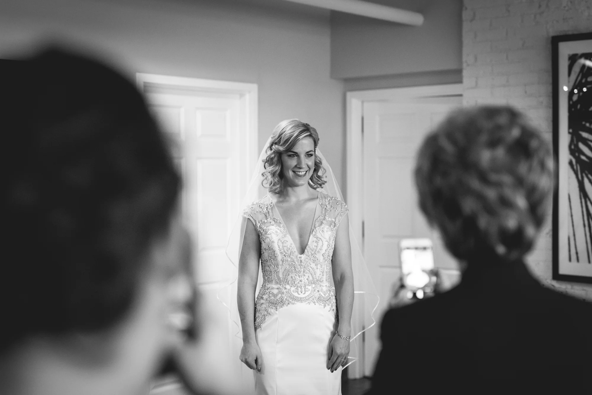 bride-getting-ready-at-lakewood-chicago.jpg