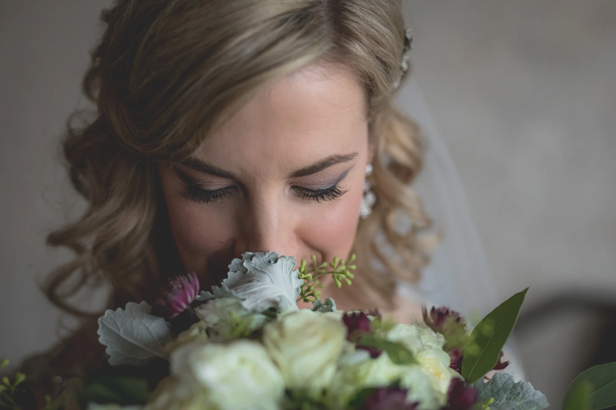 bride-with-bouquet.jpg