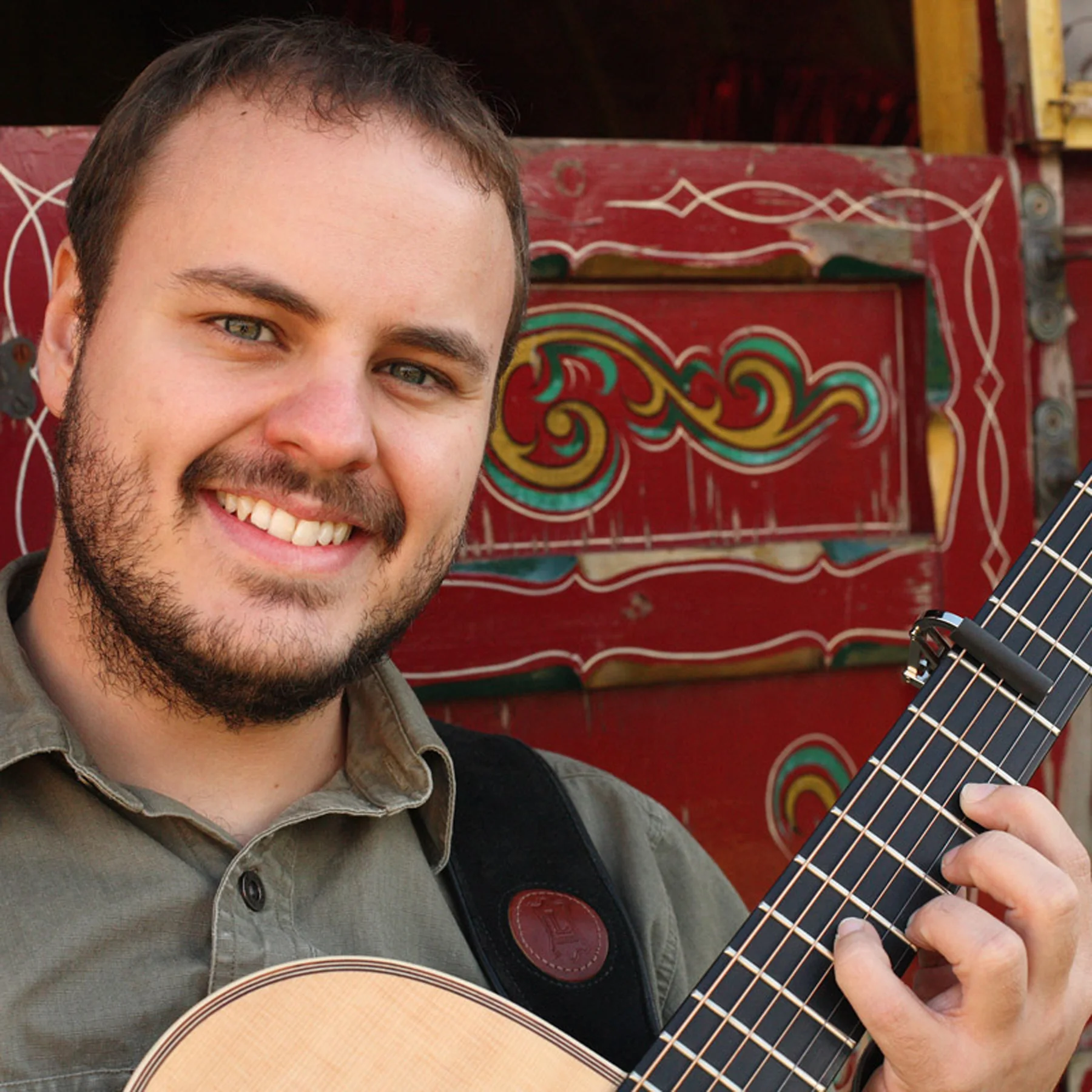Andy McKee Headshot.jpg