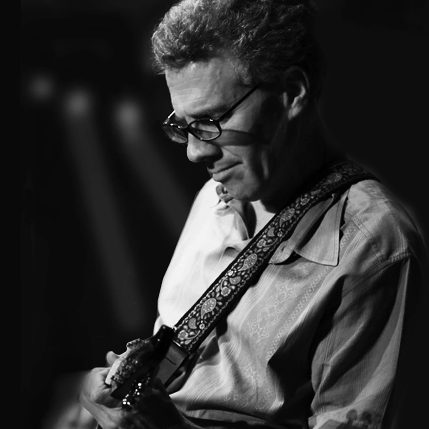 Barty Mitterhoff of Hot Tuna Headshot.jpg
