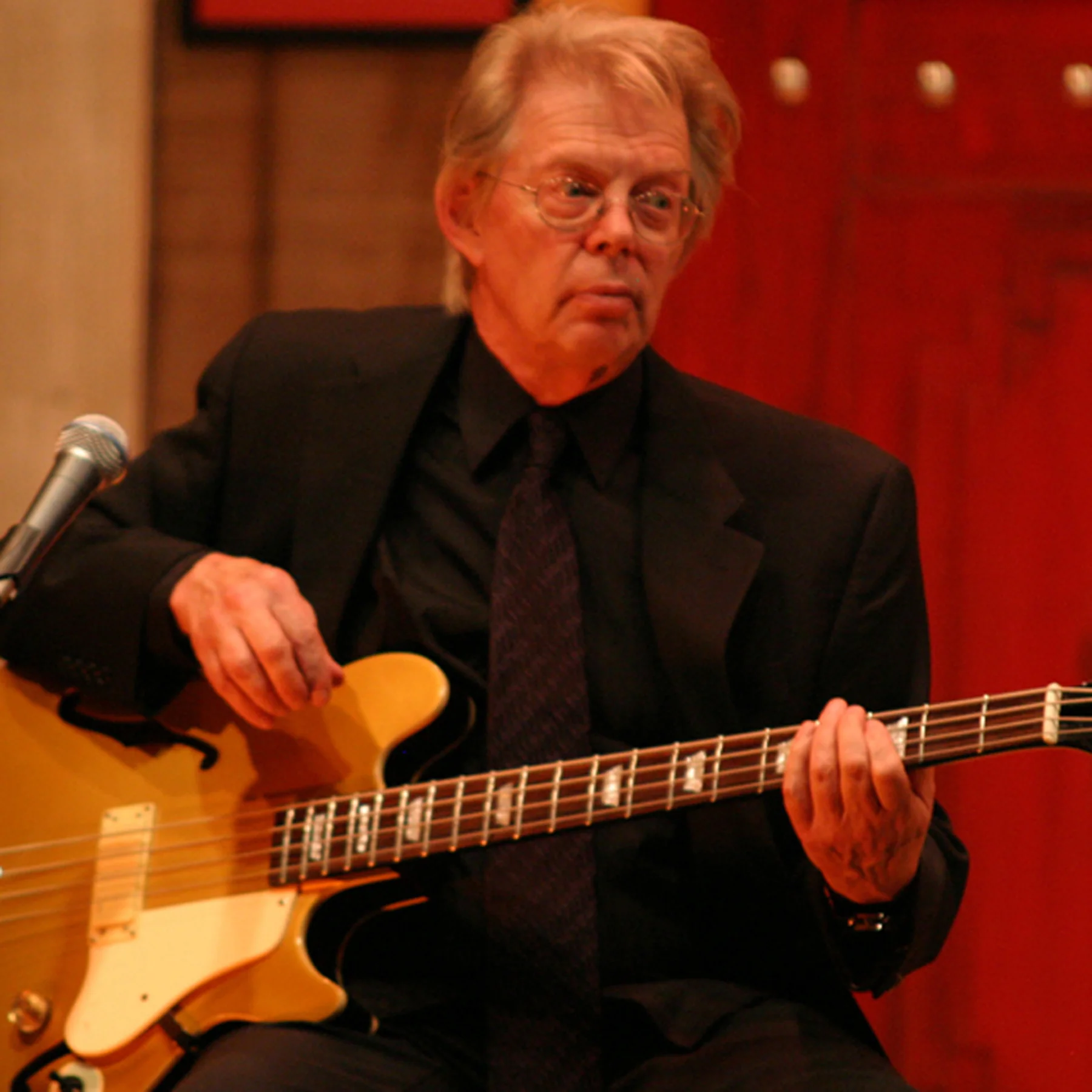 Jack Casady of Hot Tuna Headshot.jpg