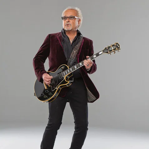Mick Jones of Foreigner Headshot.jpg