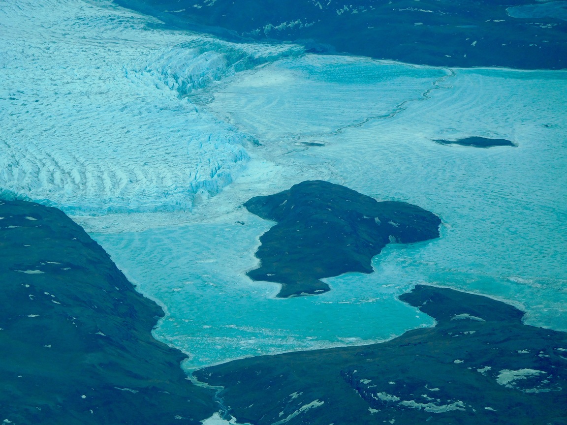 Climbing out of Sondre Stromfjord - the West side of the Ice Sheet
