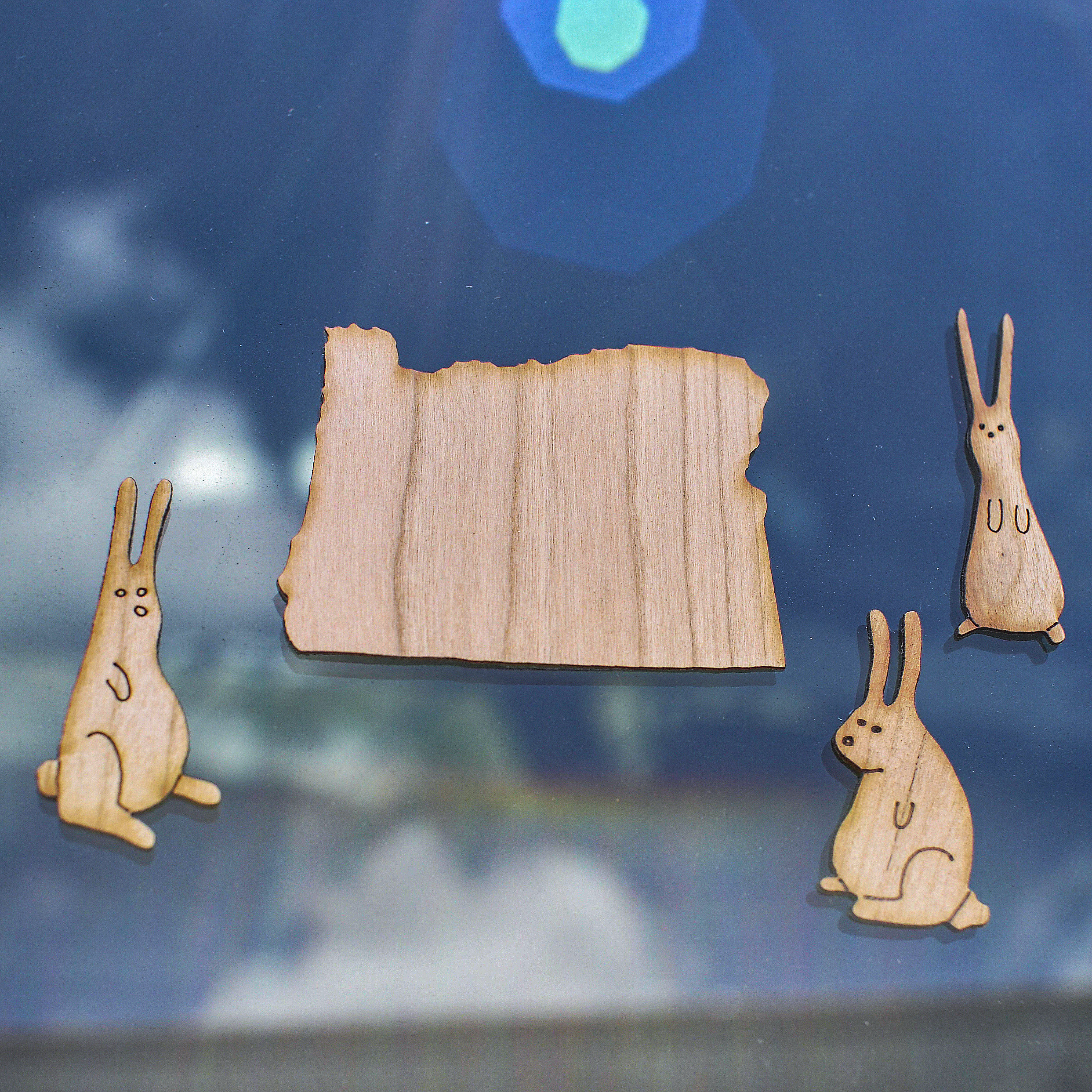 BunniesOregonStickerPic.jpg