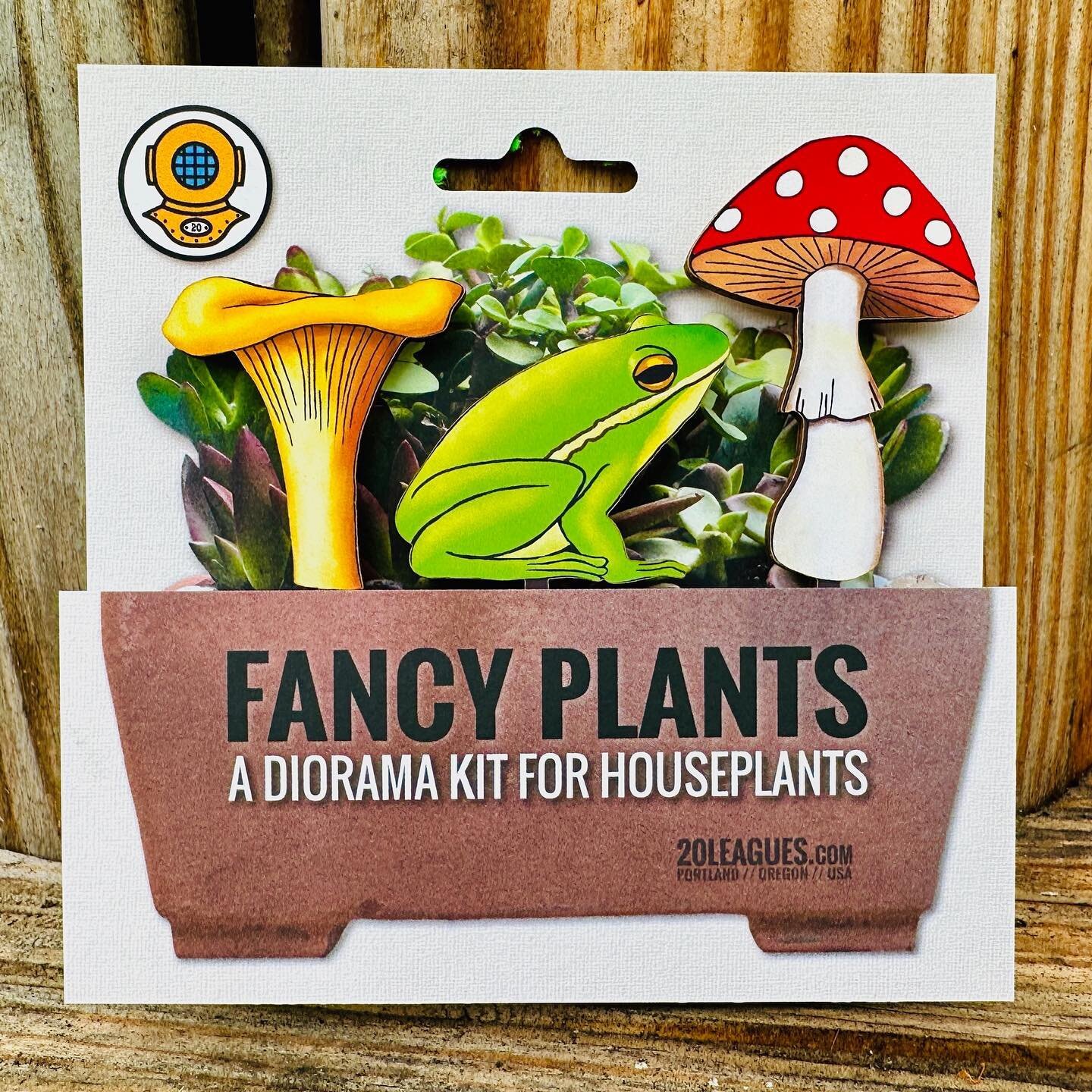 🤩🪴Y&rsquo;all ready to get fancy?! Cause it doesn&rsquo;t get any fancier than a new Fancy Plants Houseplant Diorama Kit on a Fancy Plants Friday!!!! OMF(ancy)G!!!!🪴🤩
Fancy drum roll please&hellip; It&rsquo;s a fancy frog and some fancy fungi wai