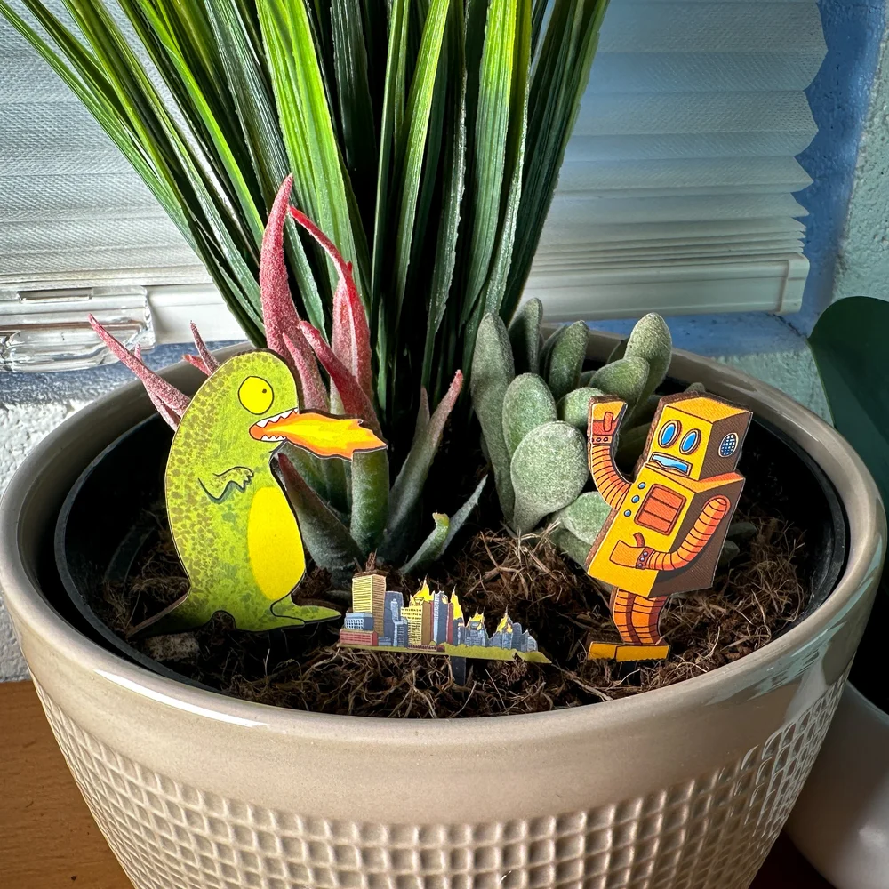 置物  scope Art Flora Sasquatch Fancy Plants Diorama Kit — 20 LEAGUES