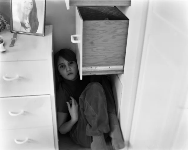 Emily Hiding, 1996