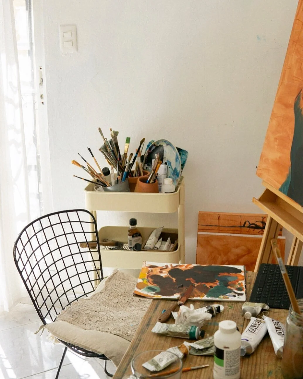 been quietly working away the last few months, but excited to share this new work soon! feels very fresh and new ✨