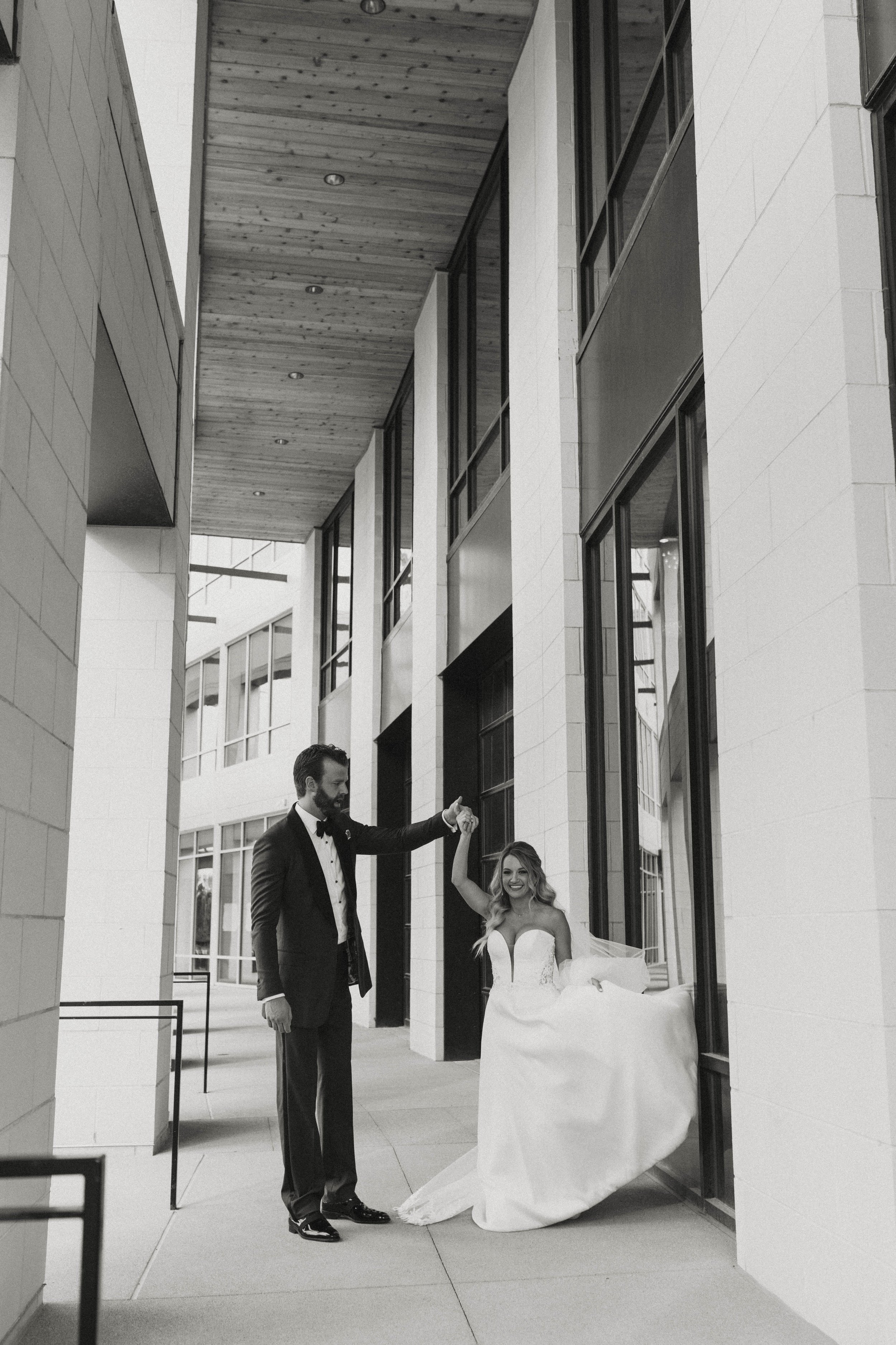 columbus-wedding-photographer-hultwedding-columbus-ohio-thefives-sneaks-brittanybradleystudio-92.jpg
