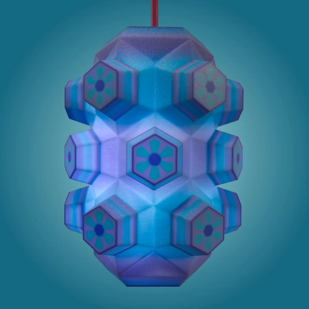 Honeycomb berry pendant lamp seen from the front