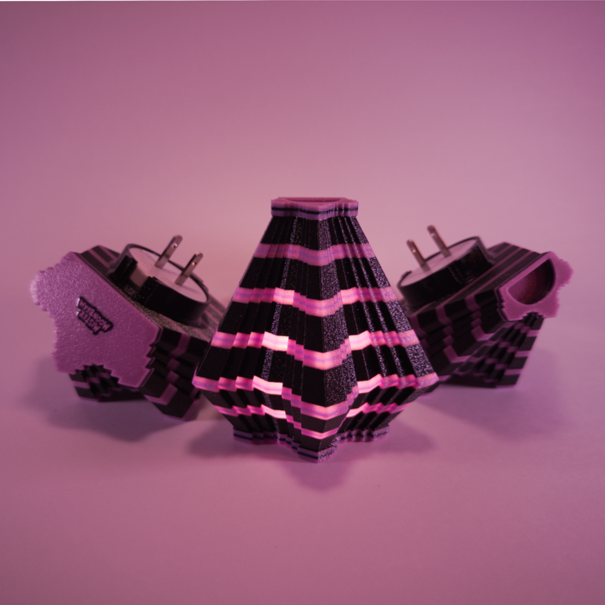NL Facets Group black pink.png