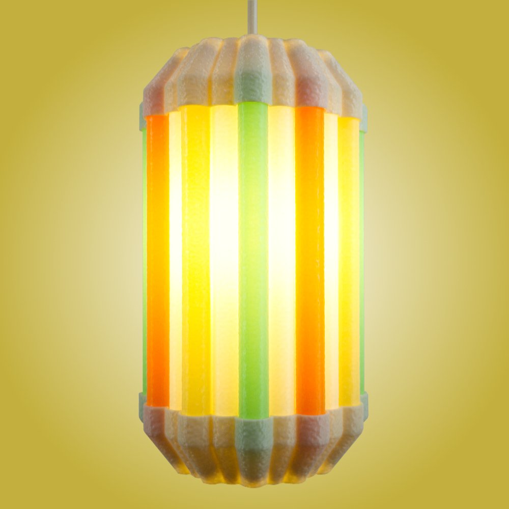 Drapes citrus pendant lamp seen from the side