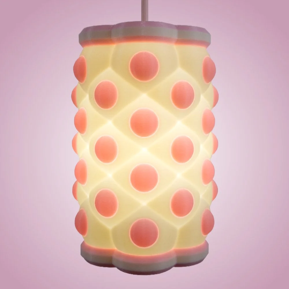 Pink Polky pendant lamp seen from the front
