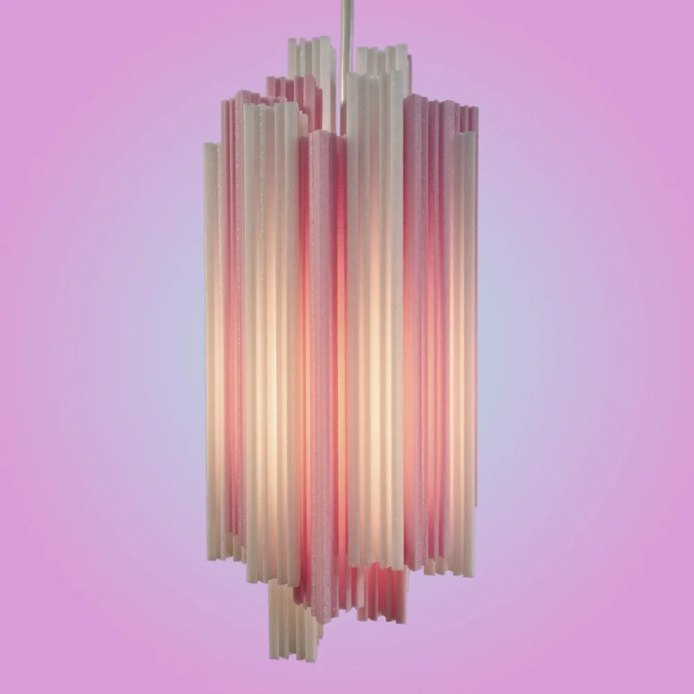 Churros pink pendant lamp seen from the front