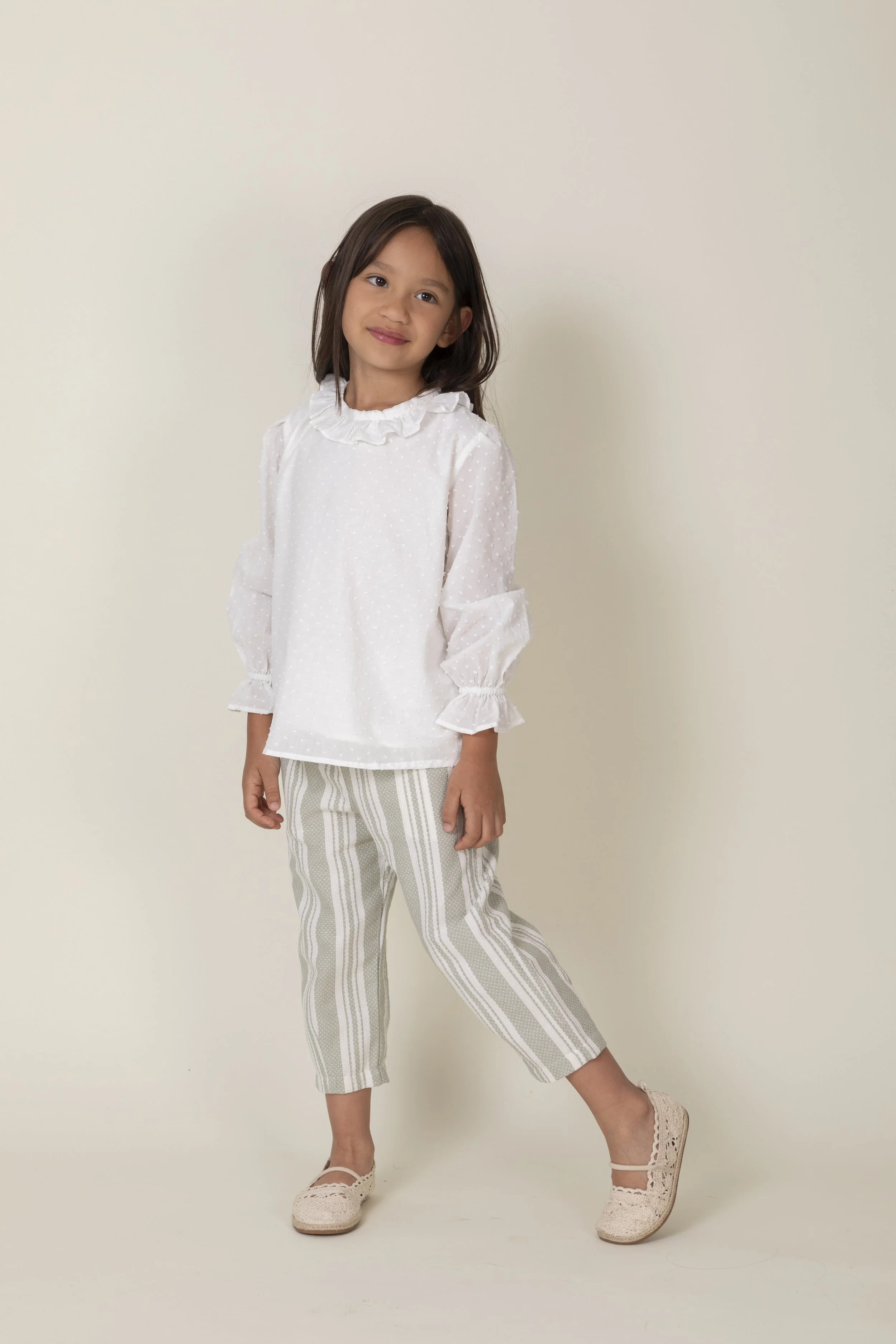HilariaGirls-look02-13.jpg
