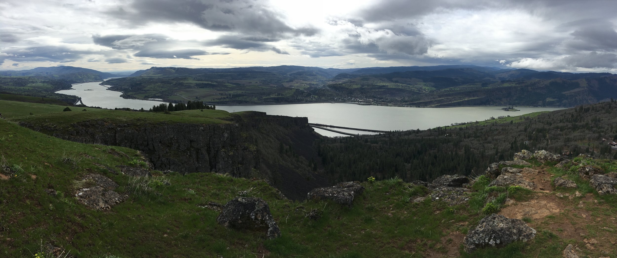 View from the edge of Coyote Wall.