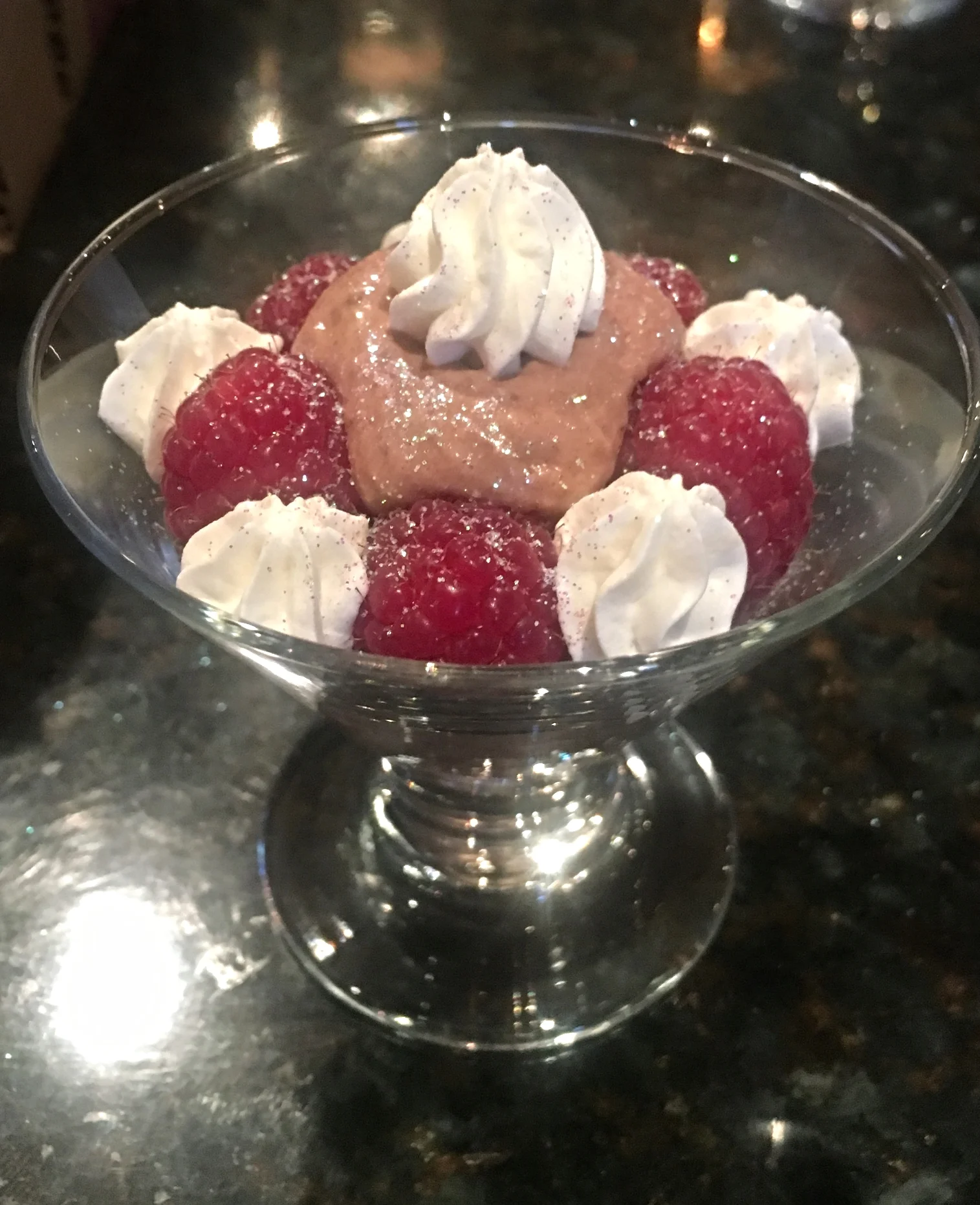 Raspberry Chocolate Martini, Disco dust