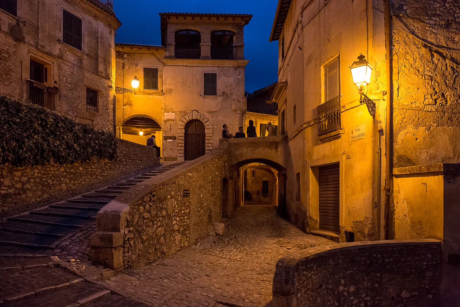 Casperia_Evening Chat_B4A3298.jpg