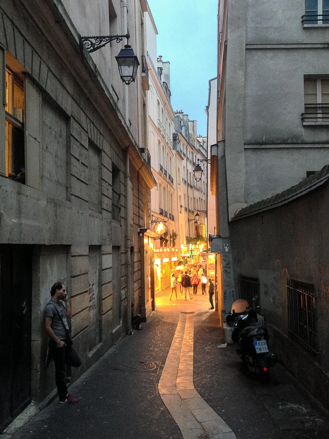 Paris_Latin Quarter Loner_IMG_2472 HDR.jpg