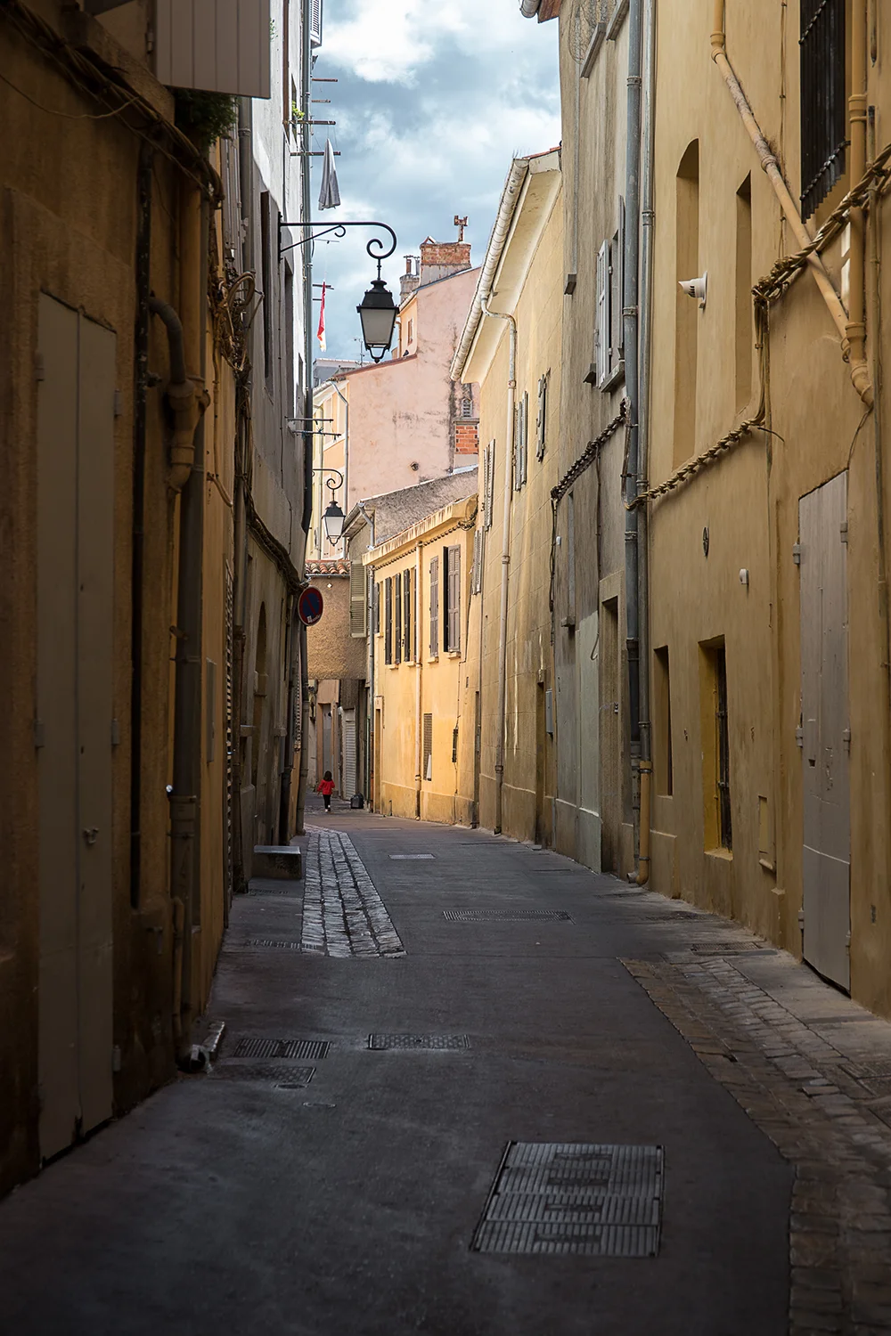  ARLES, France 