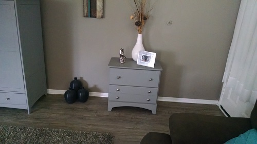 Little drawers in their new home and the cute little black vases out from storage.