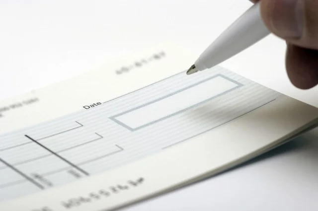 UAE bounced cheque law hurts businesses, economists say