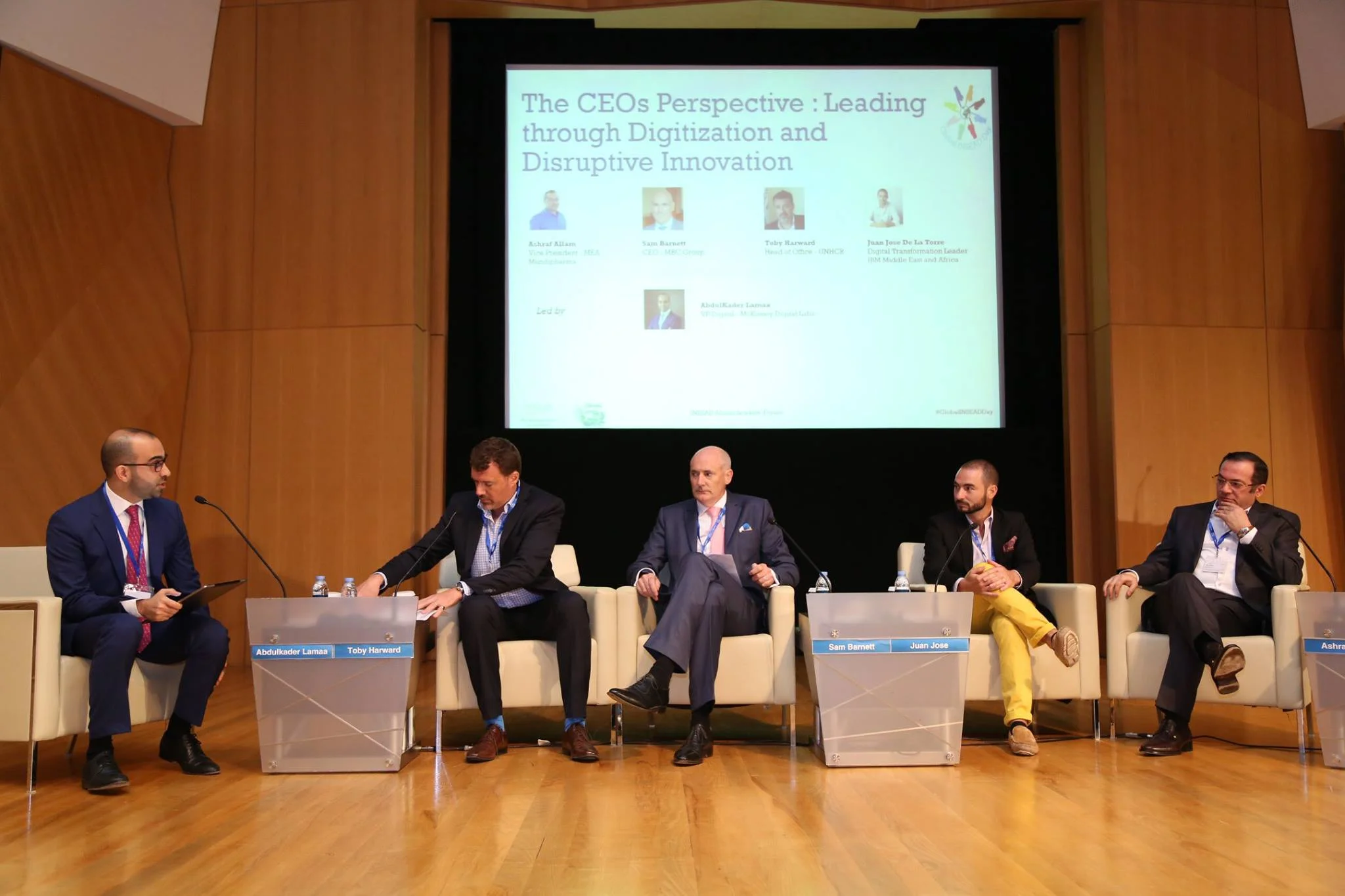 The CEOs Perspective: Leading through Digitization and Disruptive Innovation