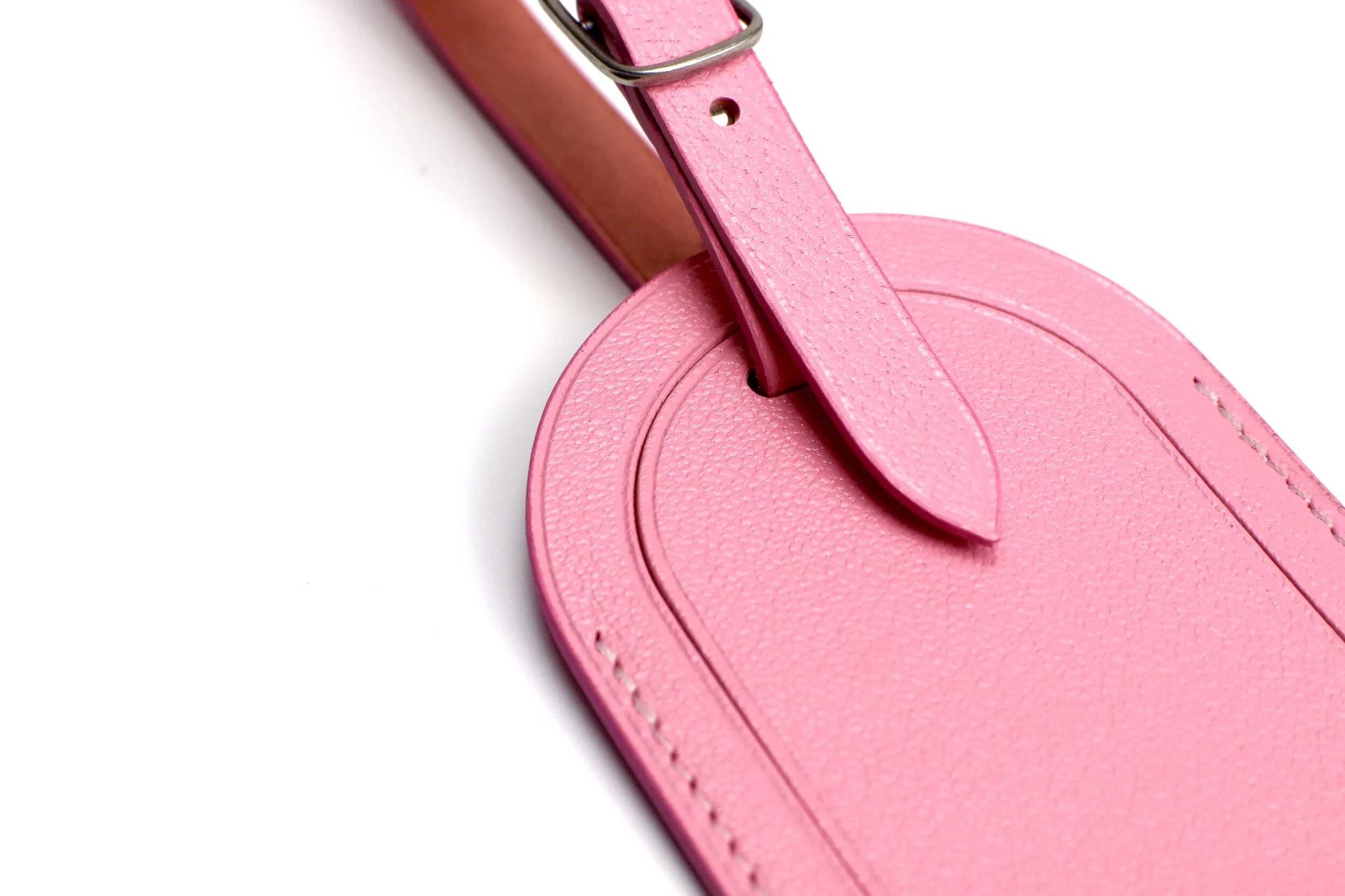 NAOMI Oval-shaped Leather Luggage Tag