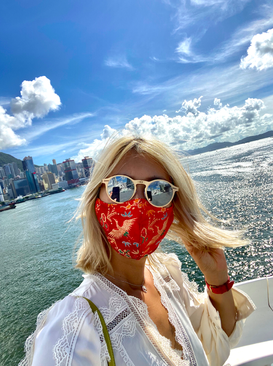 Hayley Hand-Made Mask Red/ Gold