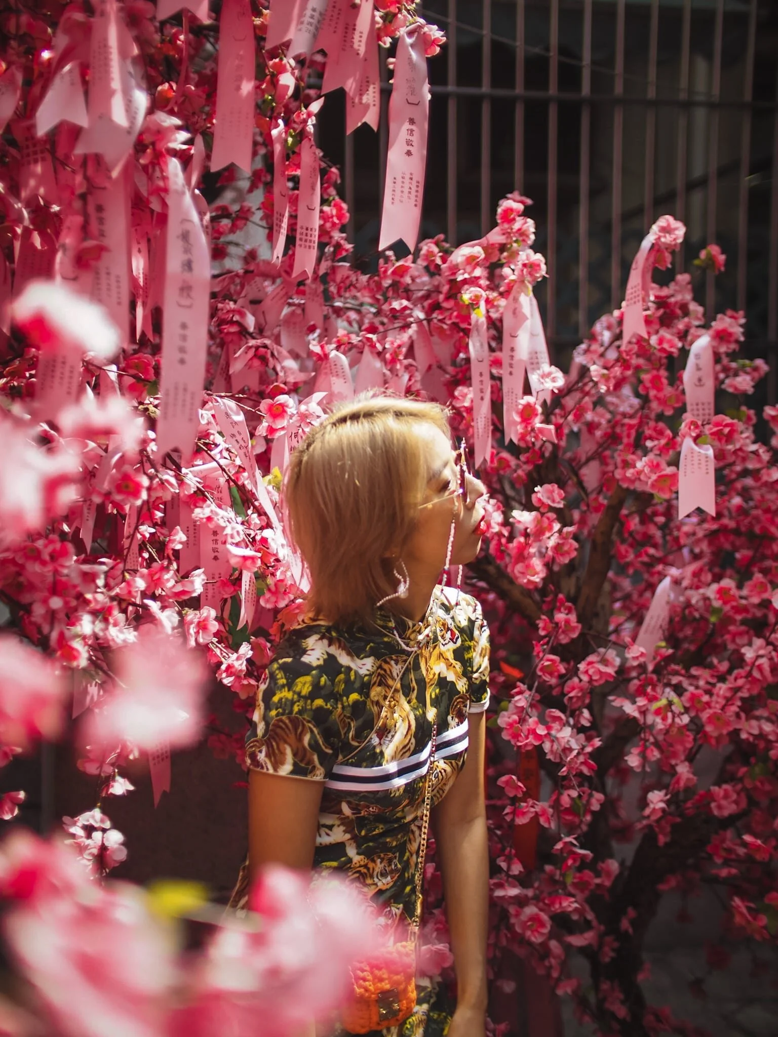 📸  Influencer Shoot in Man Mo temple, Hong Kong