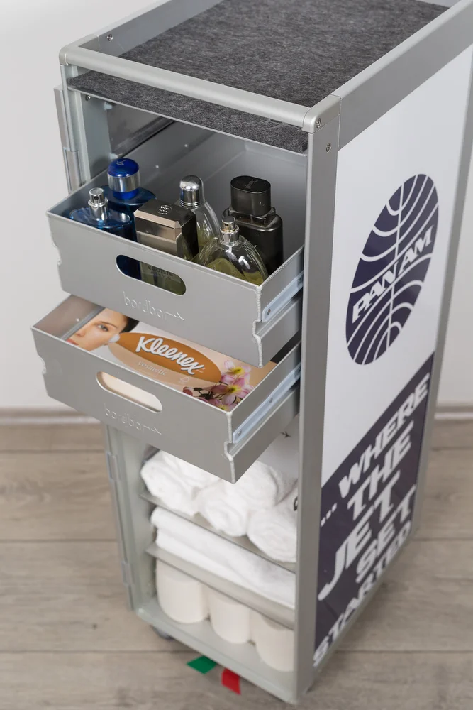 Airlinetrolley für das Badezimmer.