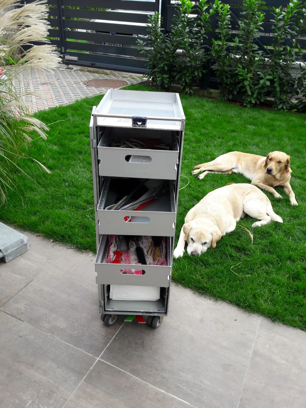 Für Outdoor neben der Grillstation