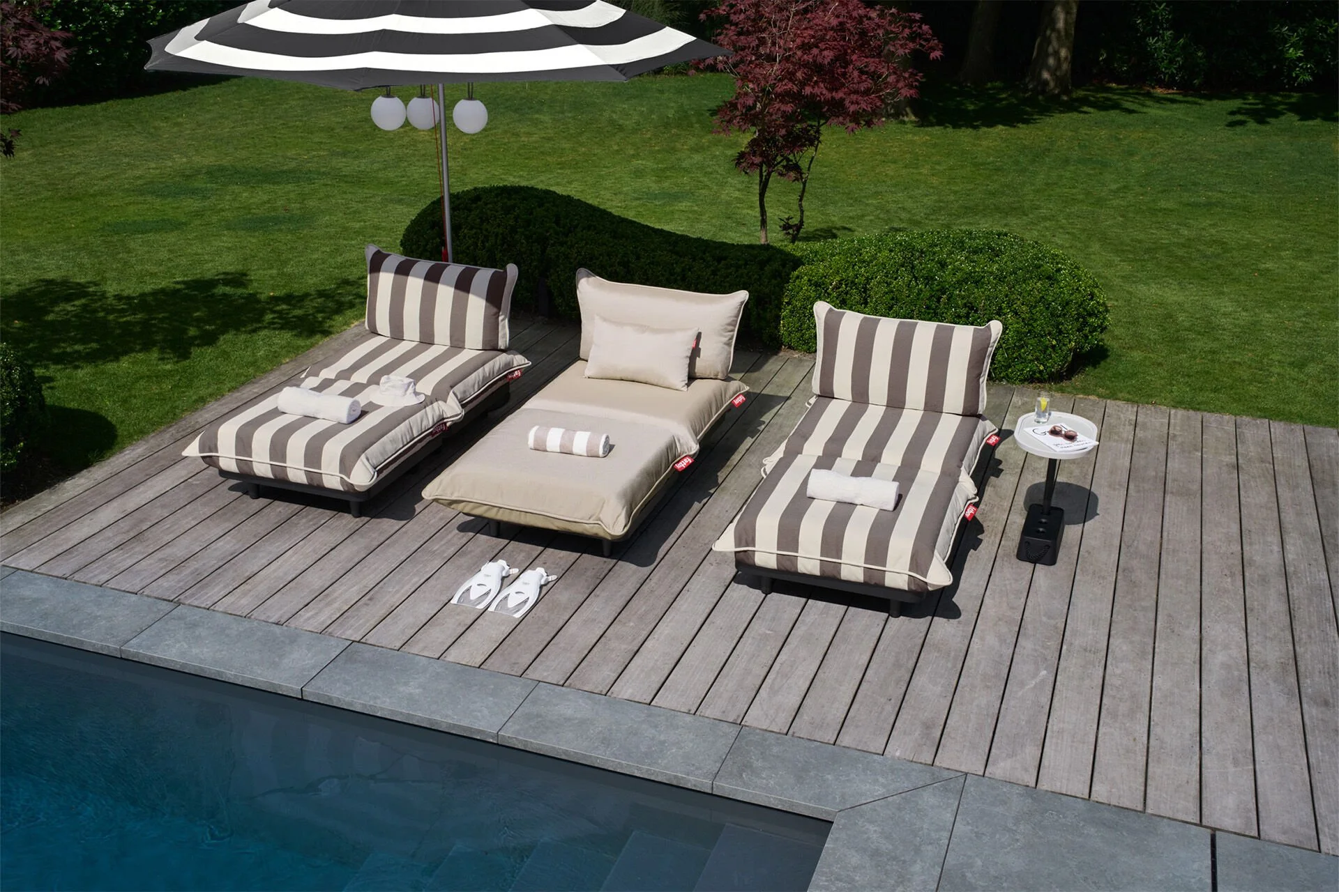 fatboy Paletti Daybed. Perfekt am Pool