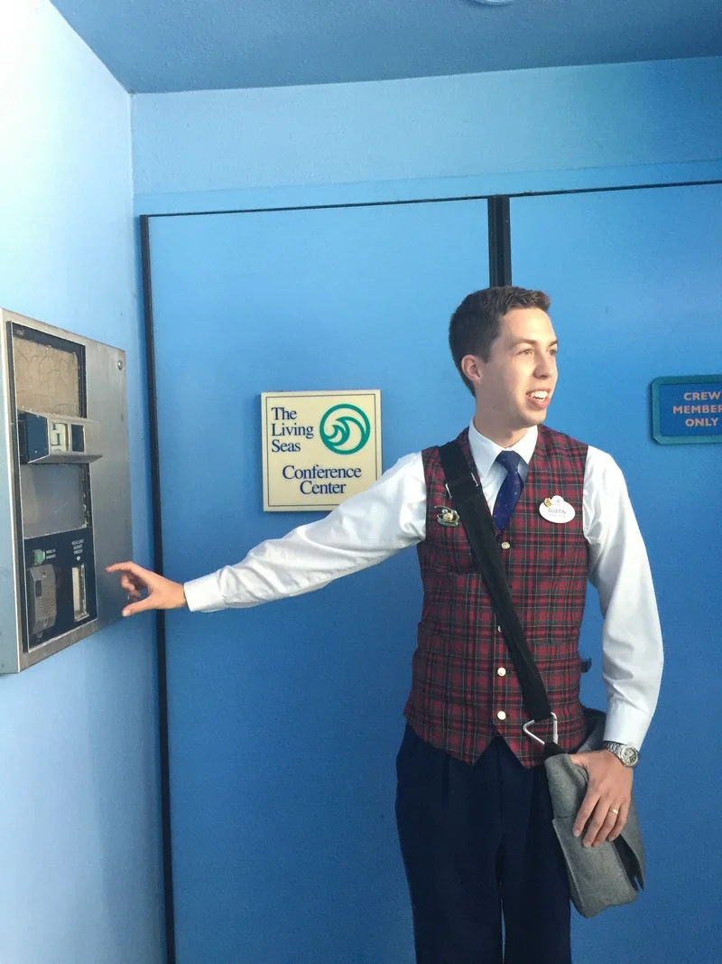 The entrance is one of the few places to find the old Living Seas Logo (albeit reversed). Photo: DisBoards user AuroraMeansDawn