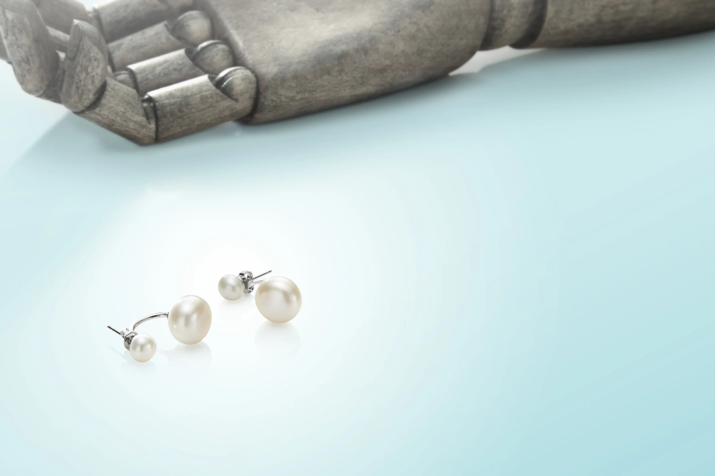 Pearl Earring Product Hero.jpg