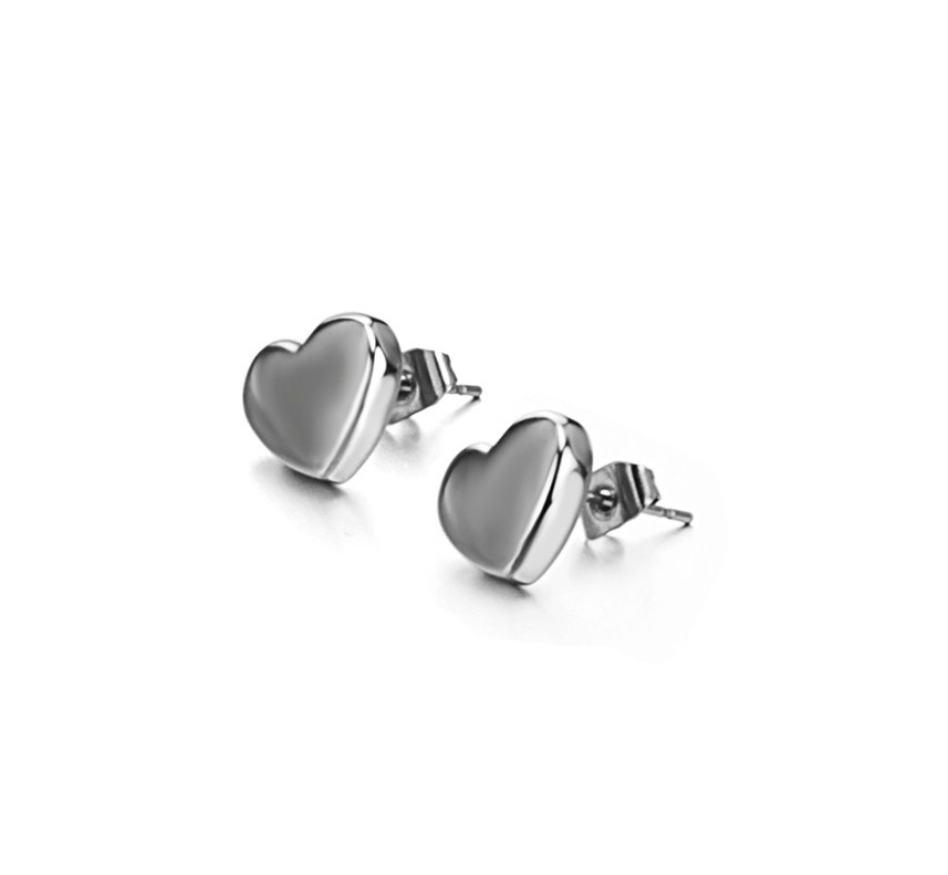 Silver Heart Earrings .png