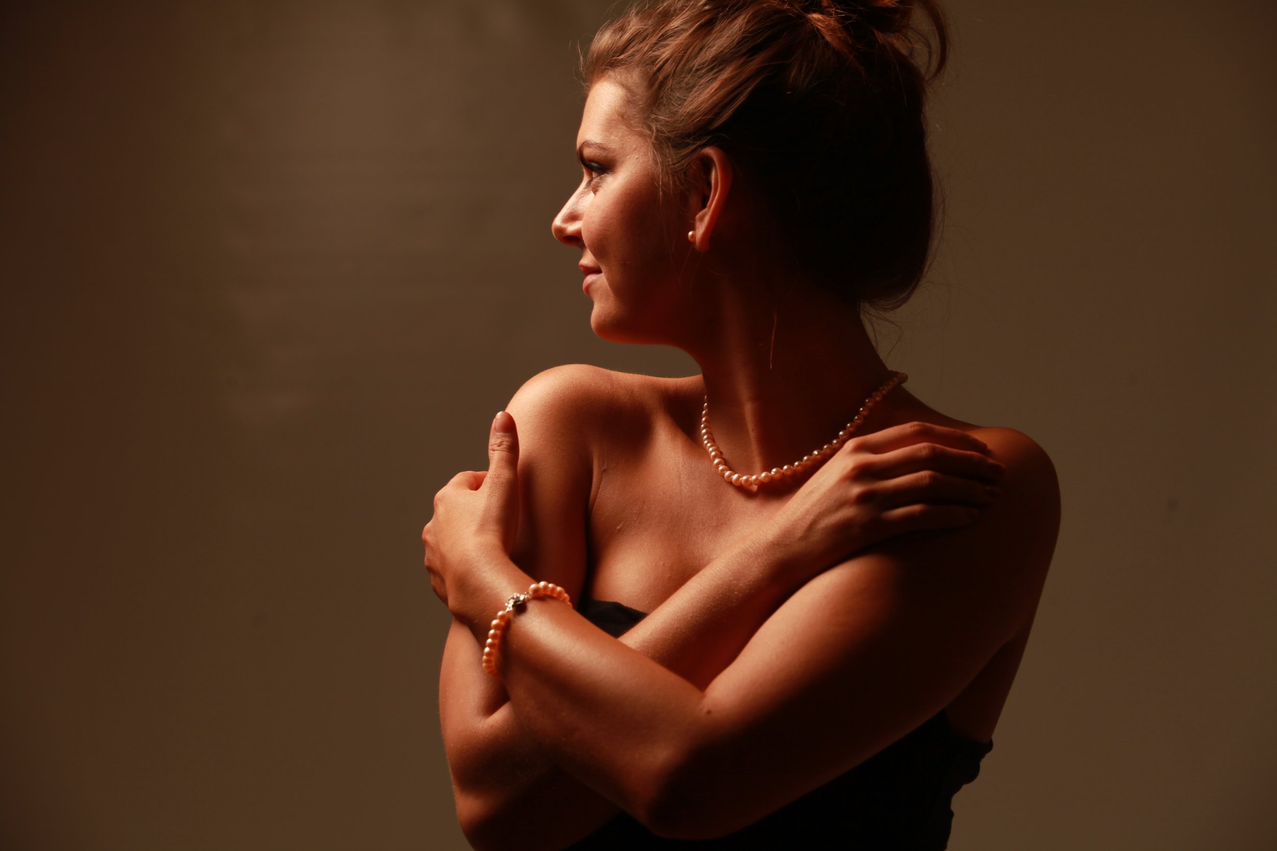 Semi baroque WHITE pearl set.JPG