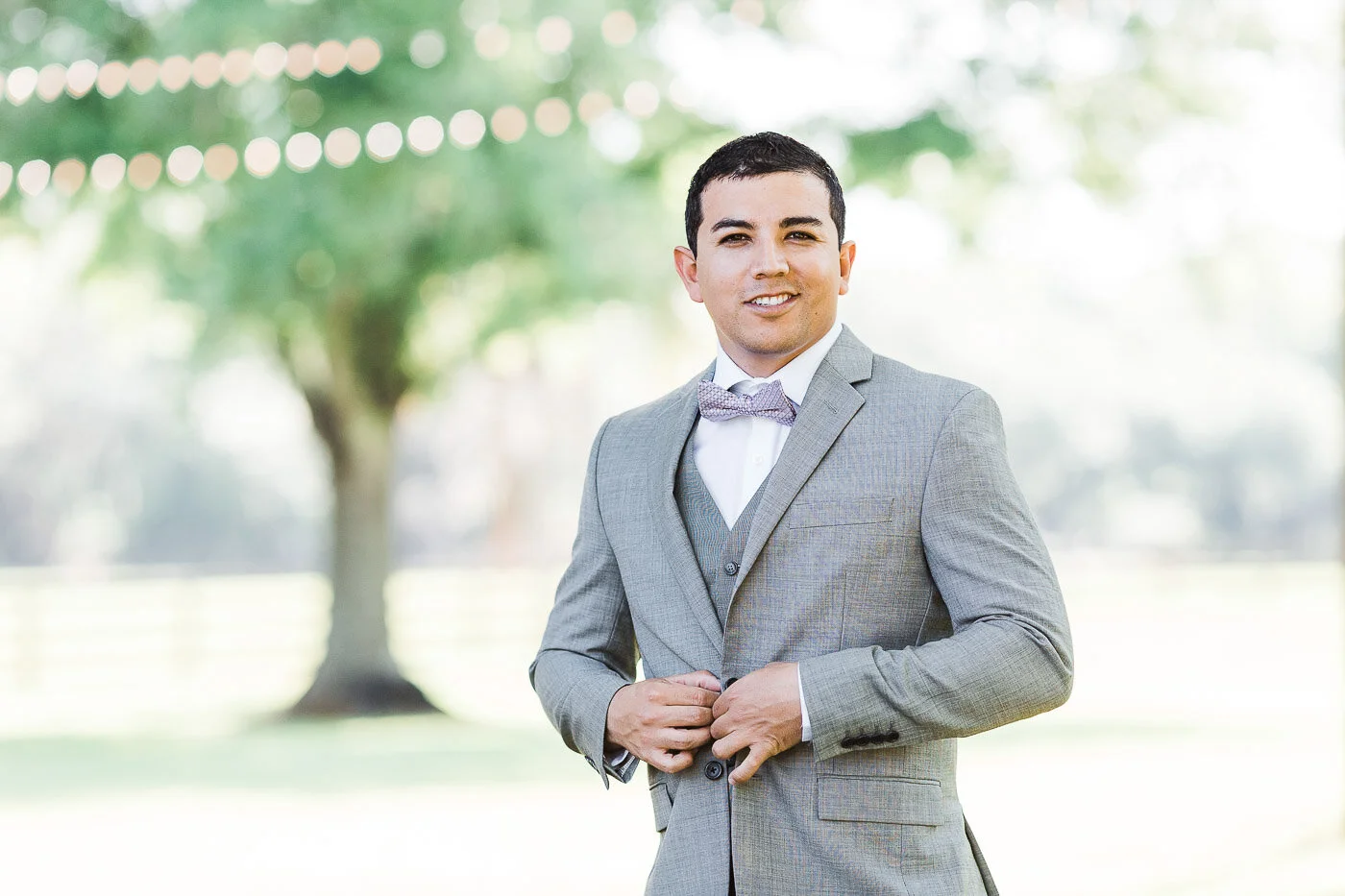 Lakeland-barn-wedding-at-white-horse-ranch-16.jpg
