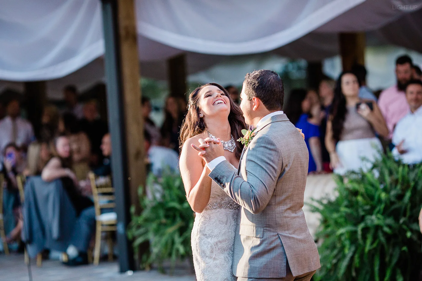 Lakeland-barn-wedding-at-white-horse-ranch-81.jpg