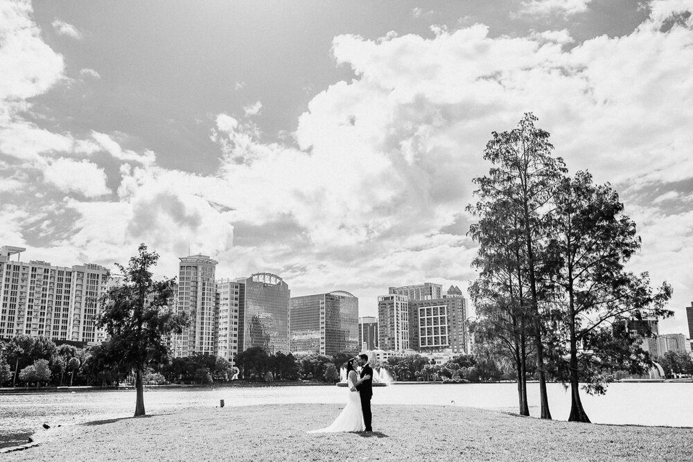 310-Lakeside-Wedding-downtown-orlando-43.jpg