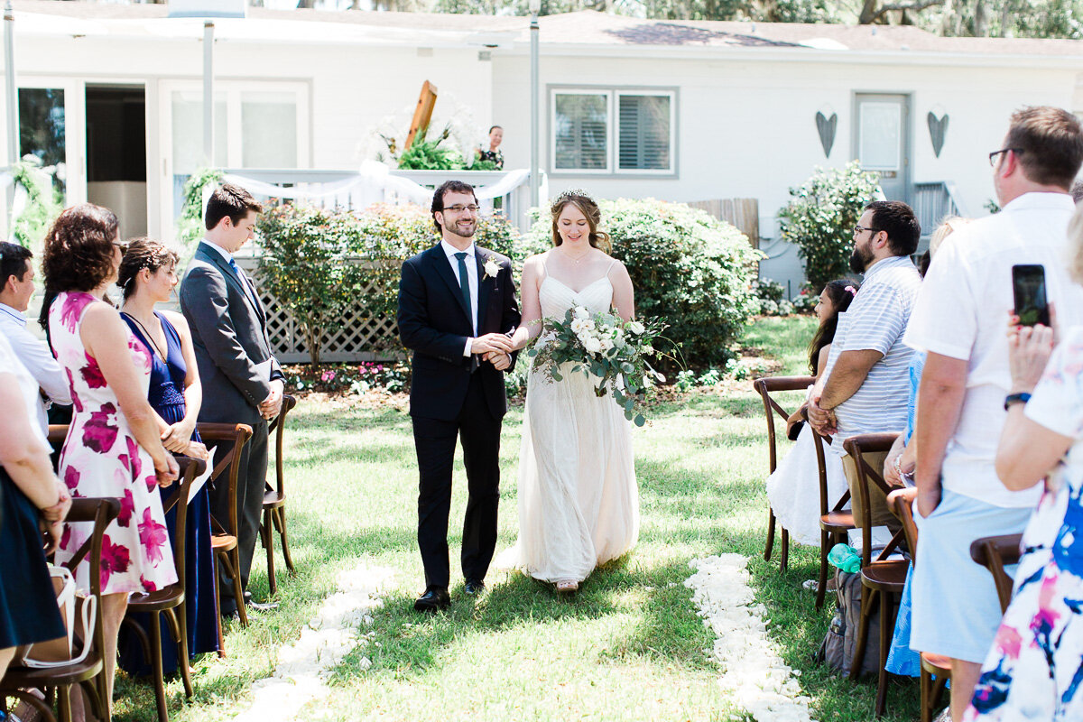 Backyard-wedding-27.jpg