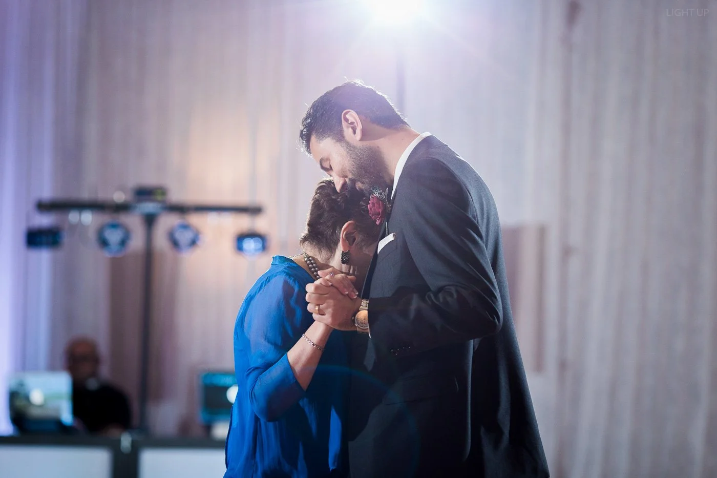 candid wedding photos-19.jpg
