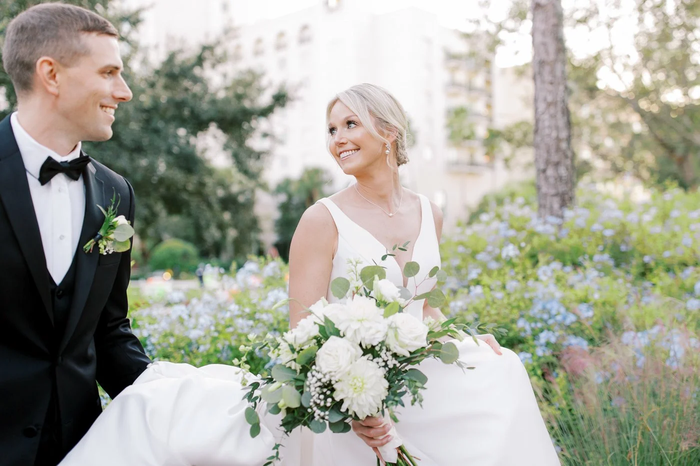 candid wedding photos-70.jpg