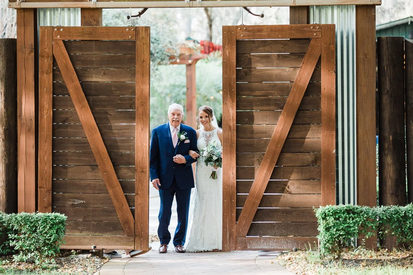 candid wedding photos-71.jpg
