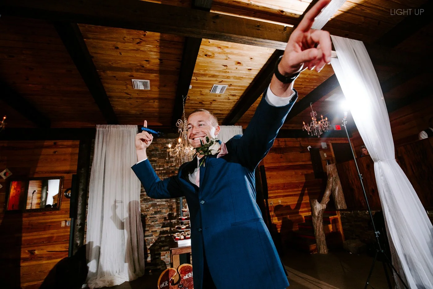 candid wedding photos-78.jpg