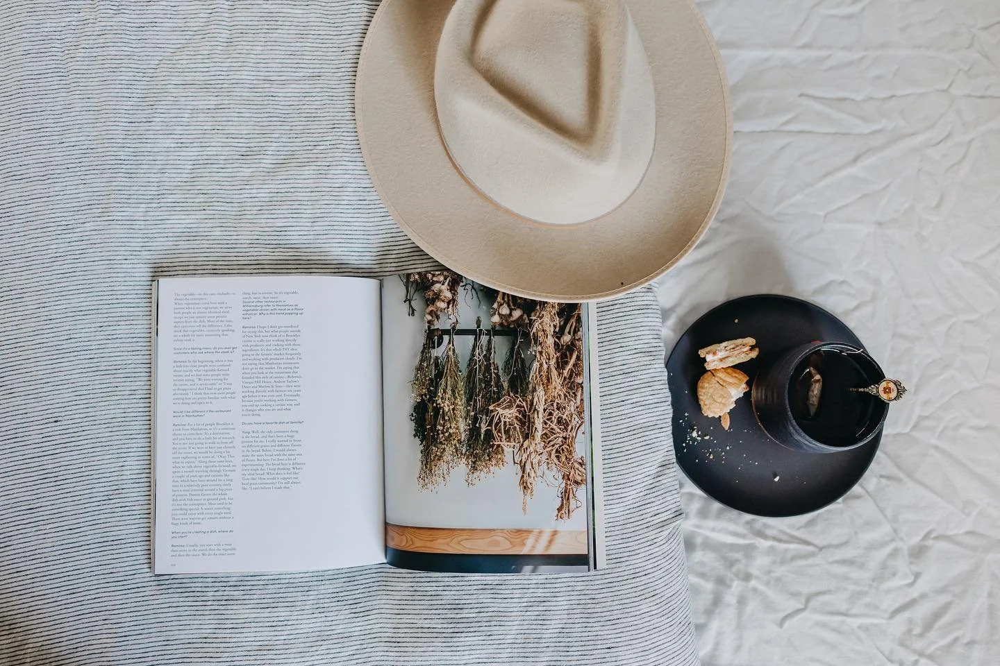 Reminiscing over slower days with warm comforts, plush textures, and salty adventures @whalebone.quindalup.