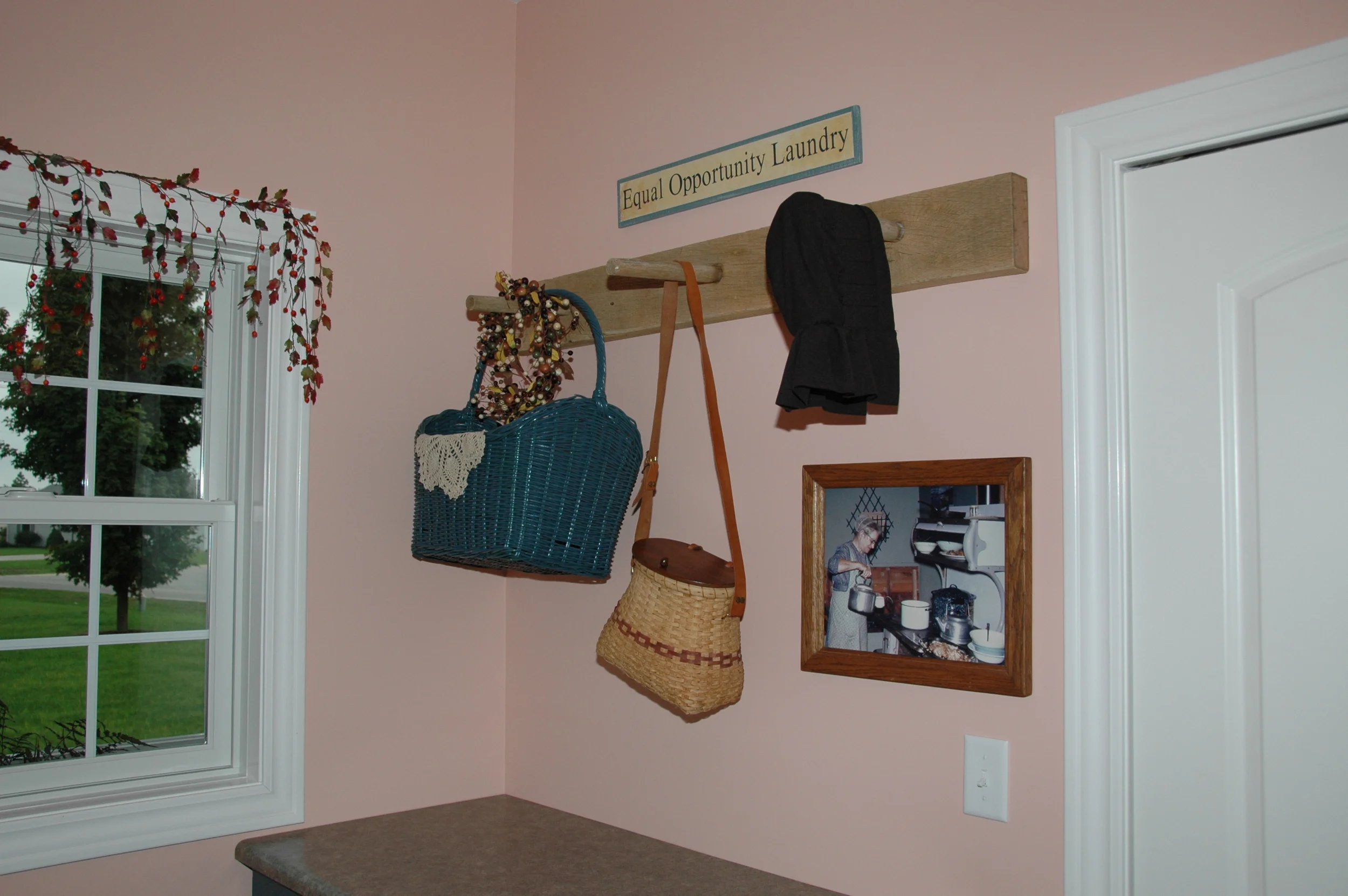 BUILDER'S PICTURE INSIDE 012.JPG