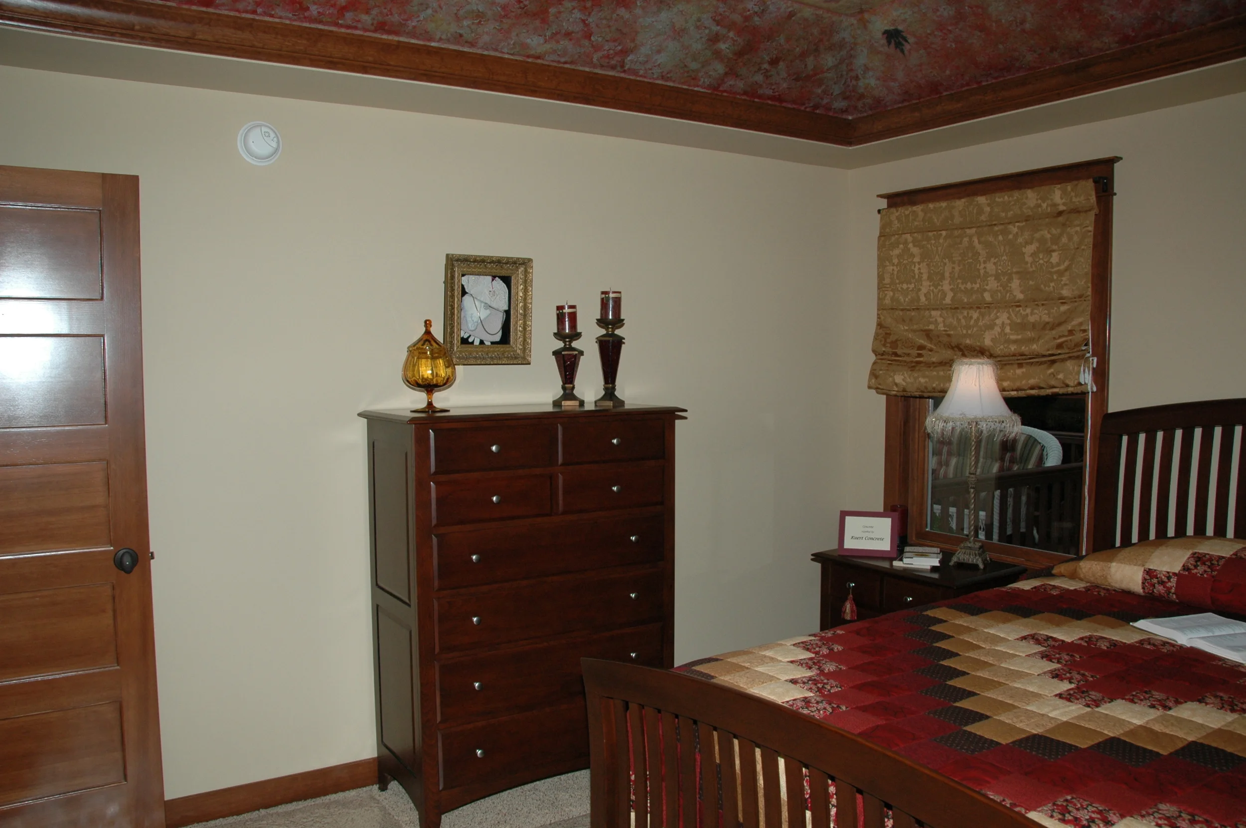 BUILDER'S PICTURE INSIDE 038.JPG