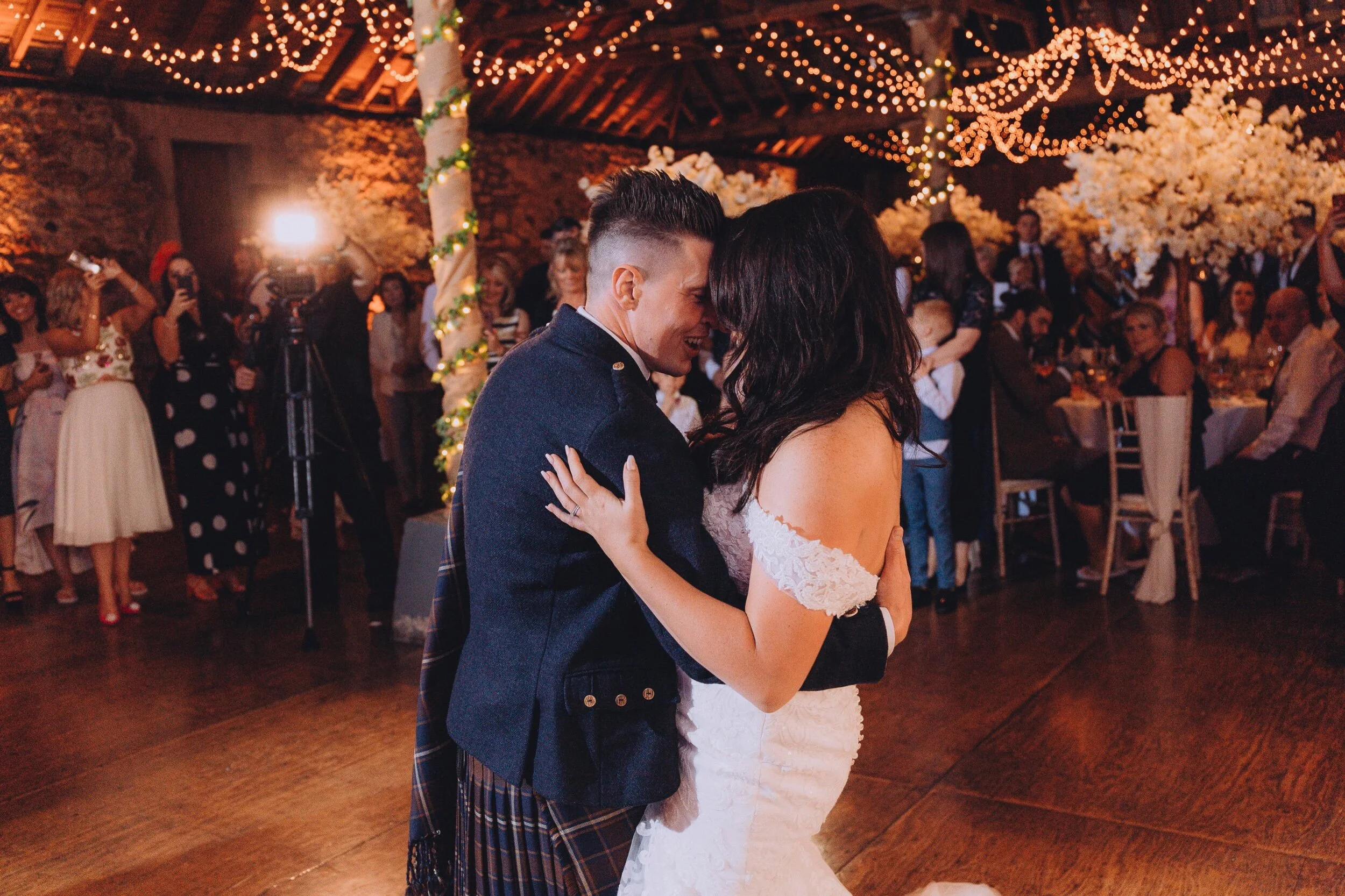 sarah and Bryan dancing_28.jpeg